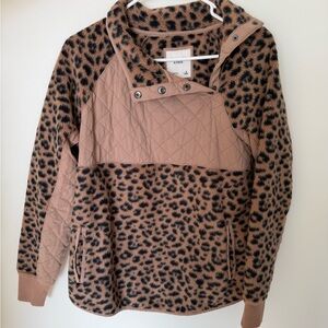 Abercrombie & Fitch Tan and Black leopard Quilted Pullover